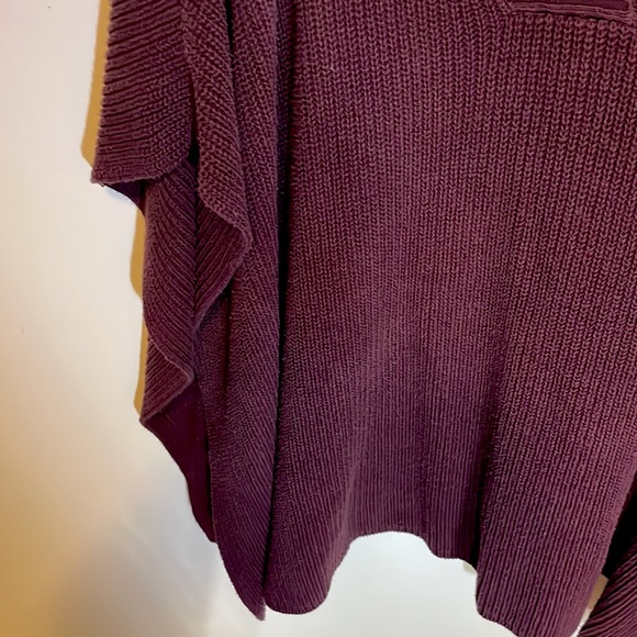 Style & Co. Loose Maroon Poncho Size S/M - Picture 5 of 5